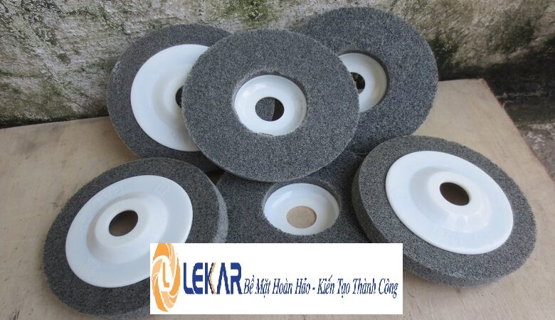 Giải pháp bánh nỉ đánh bóng inox cho ngành cơ khí chính xác