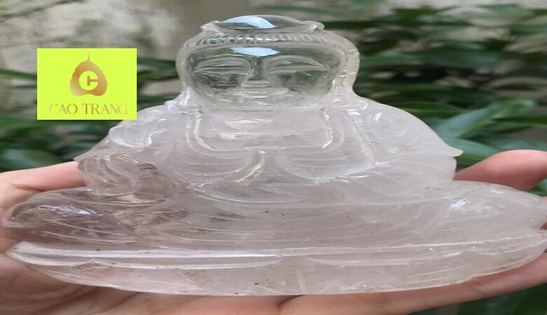 Tượng Phật Bà Quan Âm Bằng Đá Thạch Anh Tại Đà Nẵng